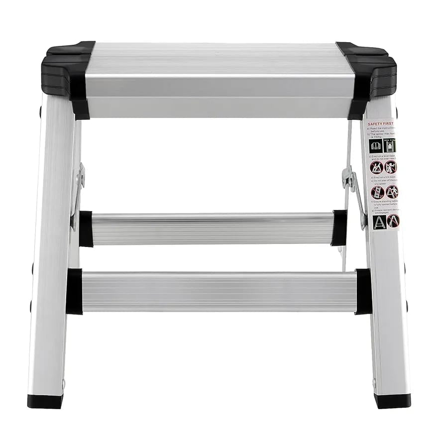 Escalera de aluminio - disponible