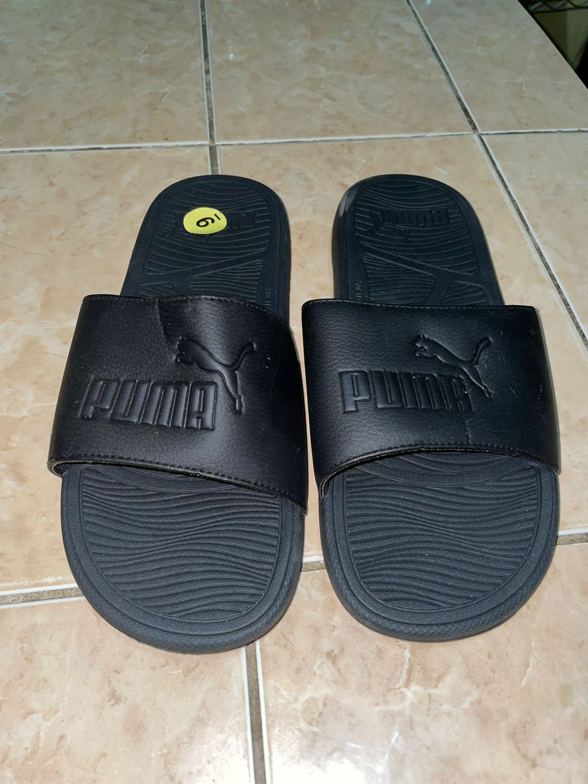 Sandalias puma - disponible