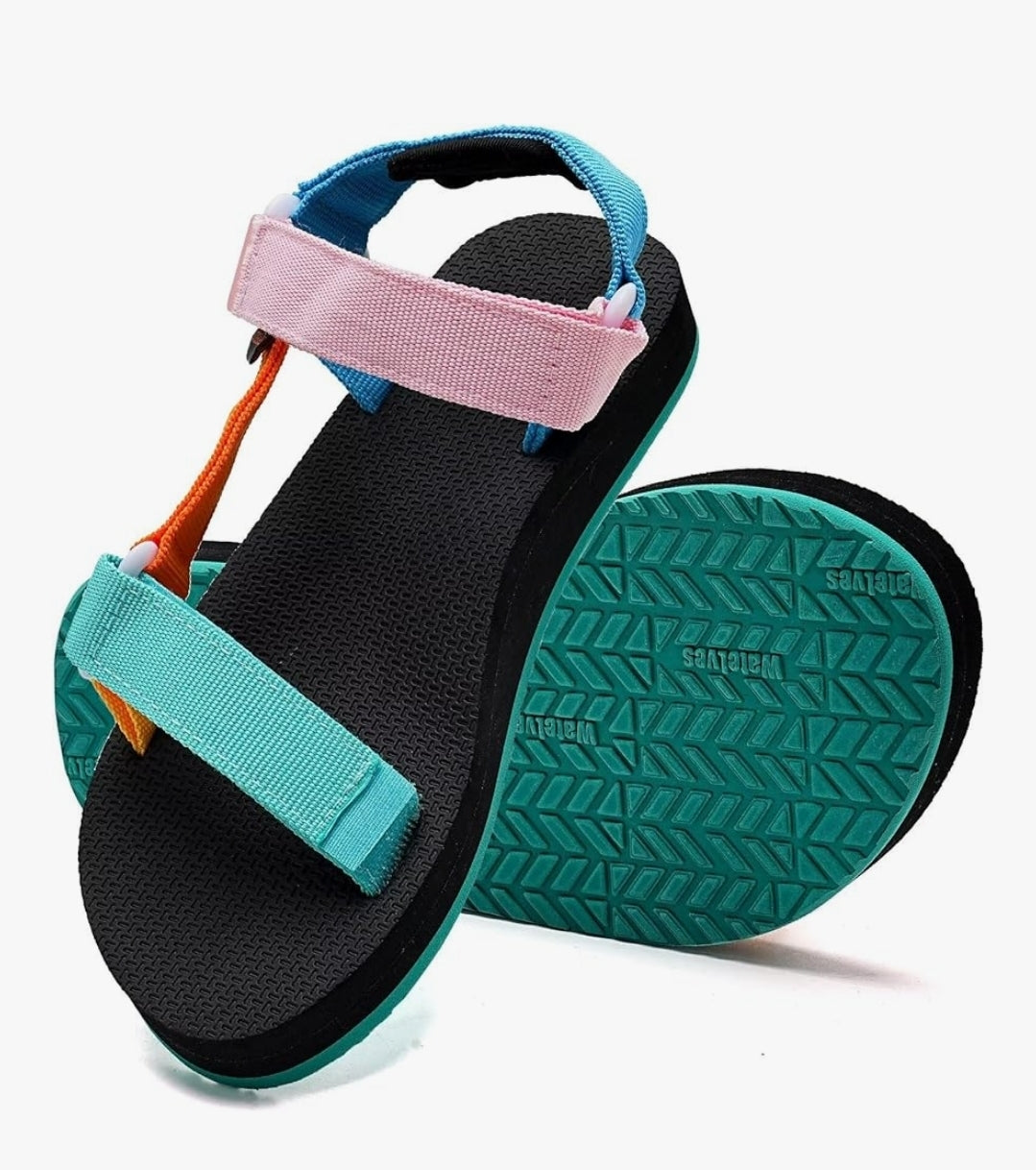 Sandalias Modernas coloridas - disponible